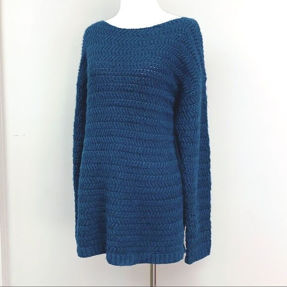 Lord & Taylor oversized knit sweater - Picture 3 of 6